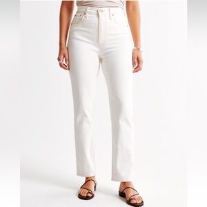 Curve Love Ultra High Rise Ankle
Straight Jean - Cream, size 26